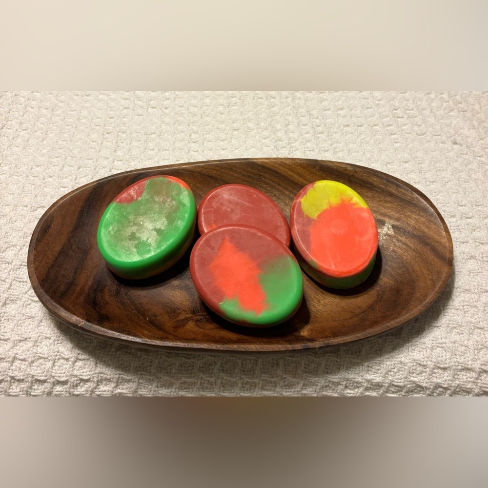 One set left- Hand crafted set of two artisan guest soaps - Picture 6 of 6